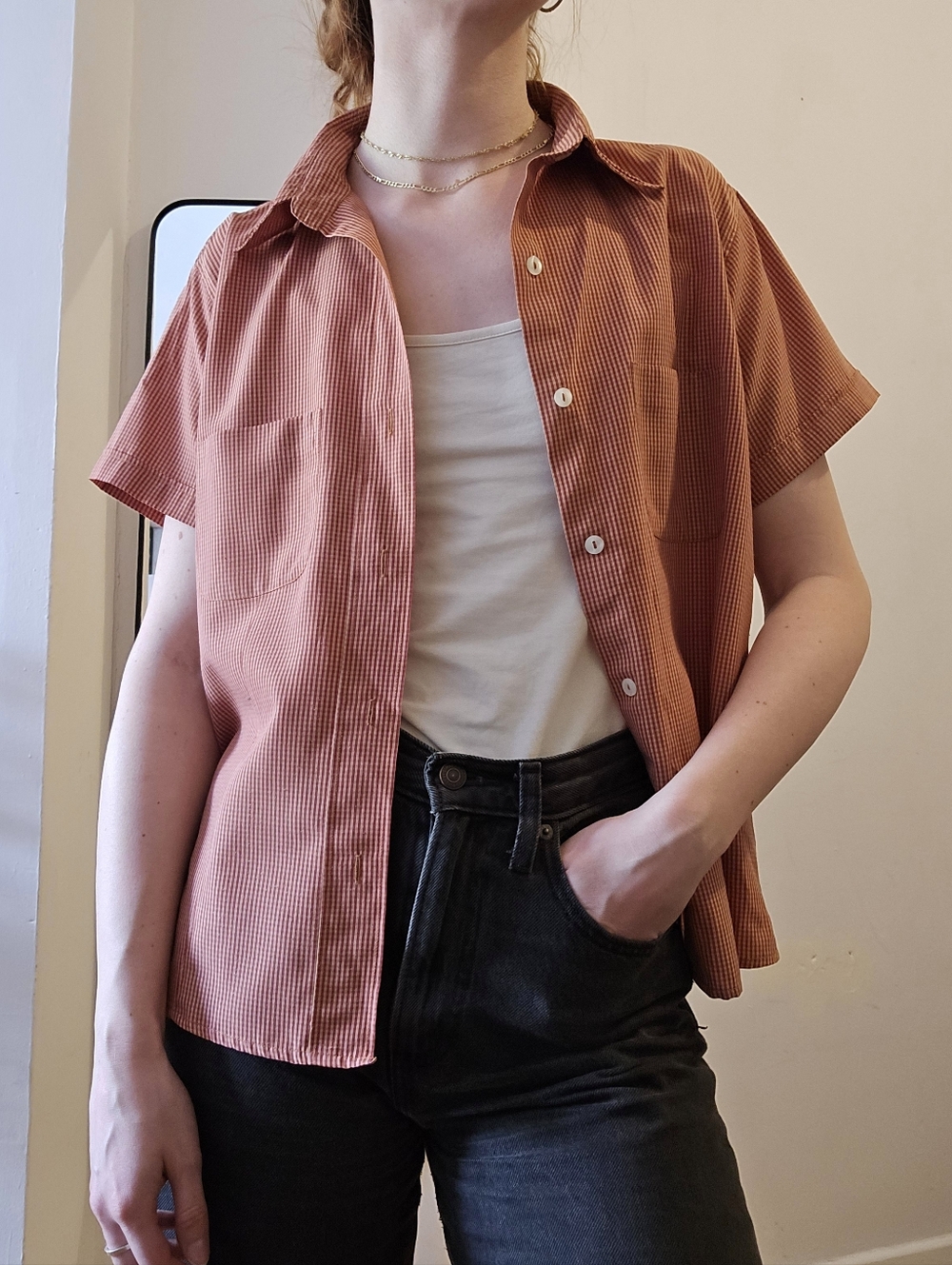 hort sleeve red checkred shirt